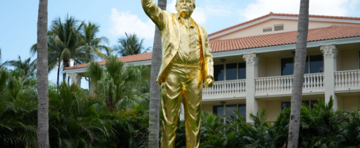 La statue dorée de Trump est-elle vraiment un ‘veau d'or’?